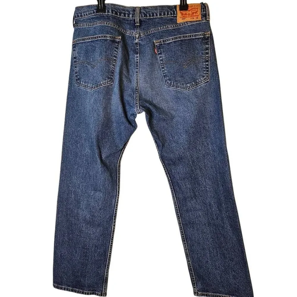 Levi's mens 505 jeans, regular fit straight. 36X29.    #999